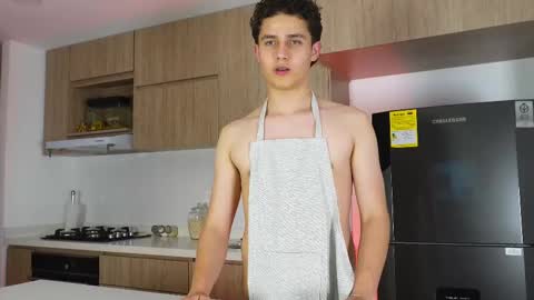 Snapshot of theohawke_ chatting on February 15, 2025, 2:58 am THEO- MATEO online show from February 15, 2025, 2:58 am