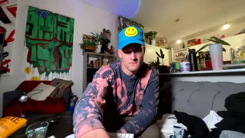 Snapshot of theoutfitter chatting on December 14, 2024, 5:51 am MISTERPOWERS online show from December 14, 2024, 5:51 am