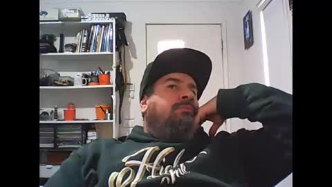 Snapshot of theozbeardguy chatting on September 10, 2025, 3:39 am aussiebeard online show from September 10, 2025, 3:39 am