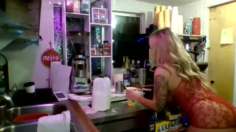 therealbabygofficial online show from December 16, 2024, 1:22 pm