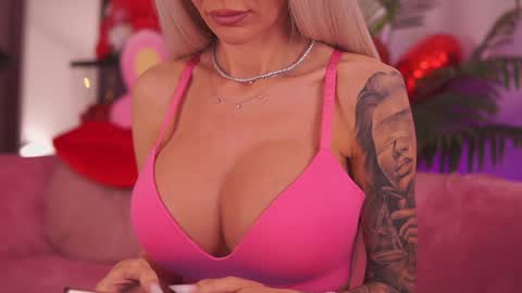 Deea  online show from January 6, 2026, 5:33 am