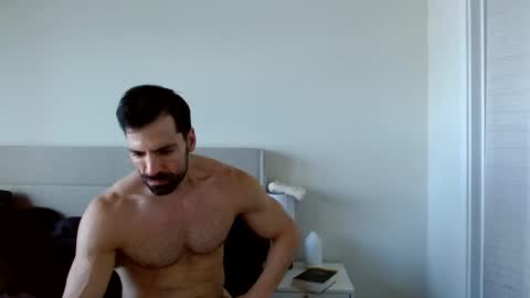 Snapshot of therealkingyoshi chatting on November 17, 2025, 6:14 pm Yoshi online show from November 17, 2025, 6:14 pm