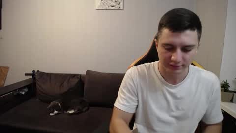 Nick   online show from November 16, 2025, 8:36 pm