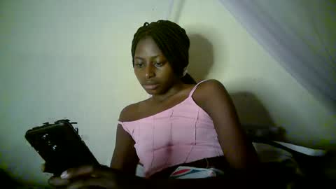 Snapshot of therry_heart chatting on May 2, 2026, 4:01 pm hearty online show from May 2, 2026, 4:01 pm