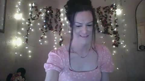 sillymillie0 online show from March 6, 2025, 10:04 pm