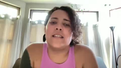 Snapshot of thethiccilakeshow chatting on October 1, 2025, 3:23 am thethiccilakeshow online show from October 1, 2025, 3:23 am