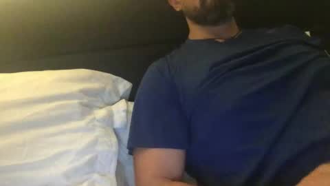 Snapshot of thethorbear chatting on November 2, 2025, 12:35 am thethorbear online show from November 2, 2025, 12:35 am