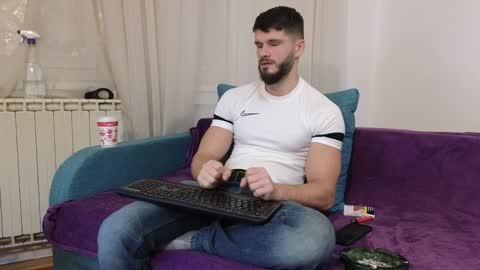 TheTop online show from January 1, 2025, 6:16 pm