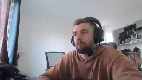 troy online show from April 28, 2026, 2:21 am