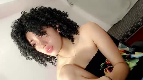 stella online show from March 3, 2025, 10:17 am