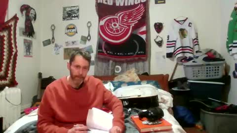 Snapshot of theycallmemellowthebreeze chatting on March 11, 2025, 1:59 am mellow online show from March 11, 2025, 1:59 am