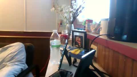 Snapshot of theycallmemellowthebreeze chatting on September 20, 2025, 9:38 pm mellow online show from September 20, 2025, 9:38 pm