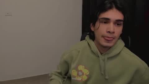 thiaan__ online show from February 15, 2025, 10:52 pm