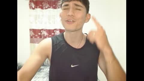 Snapshot of thiago_deseo69 chatting on February 6, 2026, 1:10 am thiago_deseo69 online show from February 6, 2026, 1:10 am