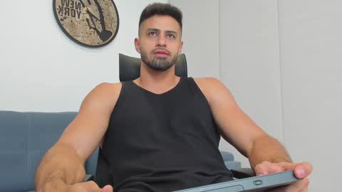 thiago_driussi online show from December 27, 2024, 1:32 am
