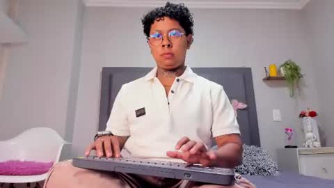 thiago online show from July 16, 2026, 4:40 am