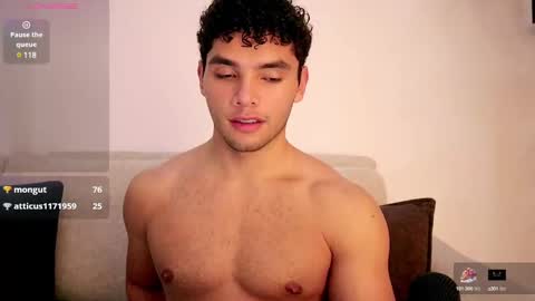 Snapshot of thiago_l chatting on February 28, 2025, 3:59 am Just Thiago online show from February 28, 2025, 3:59 am