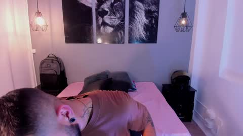 Snapshot of thiago_nowak2 chatting on December 10, 2024, 3:52 am Thiago online show from December 10, 2024, 3:52 am