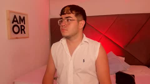 thiago_occonor online show from November 10, 2025, 12:26 pm