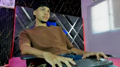 Thiago online show from May 20, 2026, 7:53 pm