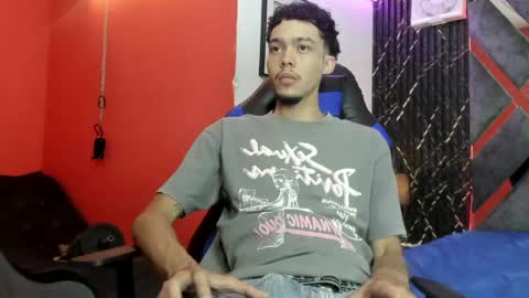 Snapshot of thiago_preston chatting on June 7, 2026, 7:39 pm Thiago online show from June 7, 2026, 7:39 pm
