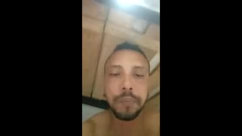 Snapshot of thiago_summers chatting on May 13, 2026, 2:42 am Thiago Summers online show from May 13, 2026, 2:42 am