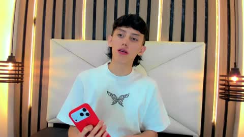 thiago_twink38 online show from April 7, 2026, 3:51 am