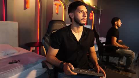 Snapshot of thiago_voss chatting on January 9, 2026, 12:30 pm Thiago online show from January 9, 2026, 12:30 pm