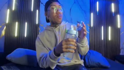 Snapshot of thiagoberry chatting on February 16, 2026, 12:45 pm ThiagoBerry online show from February 16, 2026, 12:45 pm