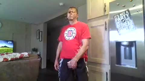 Snapshot of thick_dick11 chatting on April 11, 2026, 10:14 pm Val online show from April 11, 2026, 10:14 pm