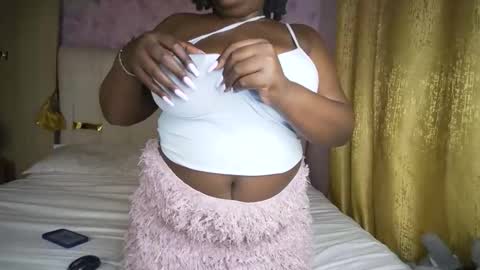 thick_n_flirty online show from April 22, 2026, 7:55 am