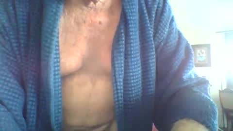 Snapshot of thickcockat71 chatting on January 5, 2026, 6:11 pm Thickcockat71 online show from January 5, 2026, 6:11 pm