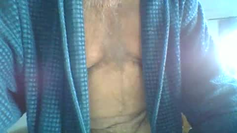 Snapshot of thickcockat71 chatting on February 3, 2026, 6:35 pm Thickcockat71 online show from February 3, 2026, 6:35 pm