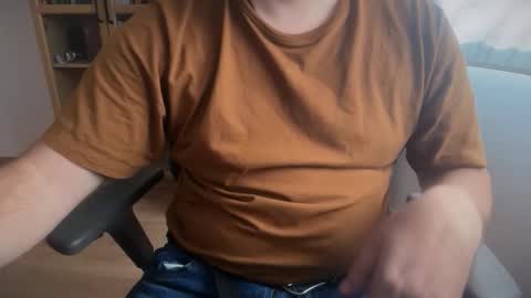 Snapshot of thickguybcn chatting on May 8, 2026, 11:04 am ThickDickBCN online show from May 8, 2026, 11:04 am