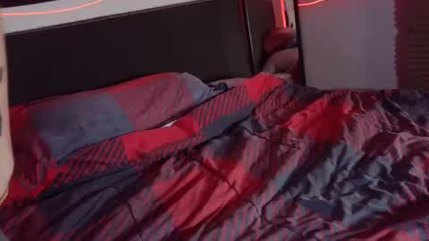 ThickHandsomeMan online show from January 27, 2025, 4:52 am