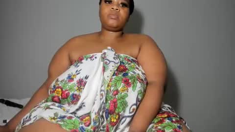 thickleeyanax online show from February 28, 2025, 6:31 pm