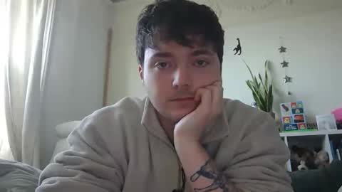 Snapshot of thickplantguy chatting on November 2, 2025, 3:47 pm thickplantguy online show from November 2, 2025, 3:47 pm