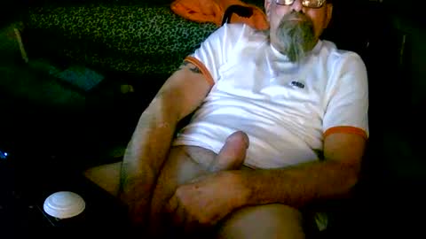 Snapshot of thickwhiteboydick chatting on January 11, 2025, 10:51 am thickwhiteboydick online show from January 11, 2025, 10:51 am
