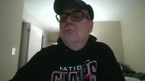 thickwhiteload online show from March 6, 2025, 5:22 pm