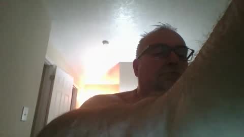 thickwhiteload online show from November 3, 2025, 2:51 pm