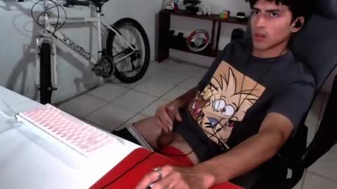 thieves_us online show from October 4, 2025, 4:43 am