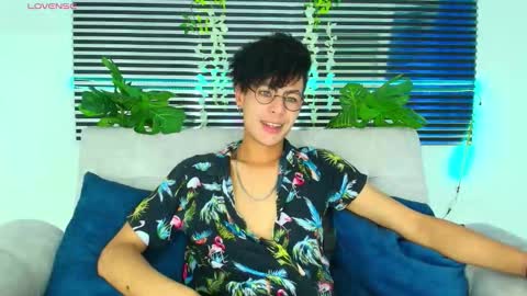 Snapshot of thiiagosaeenz chatting on February 4, 2026, 2:45 pm Thiago Saenzz online show from February 4, 2026, 2:45 pm