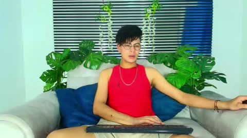 Snapshot of thiiagosaeenz chatting on March 1, 2026, 4:25 am Thiago Saenzz online show from March 1, 2026, 4:25 am