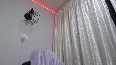 Snapshot of thin33 chatting on March 10, 2026, 2:16 am sara online show from March 10, 2026, 2:16 am