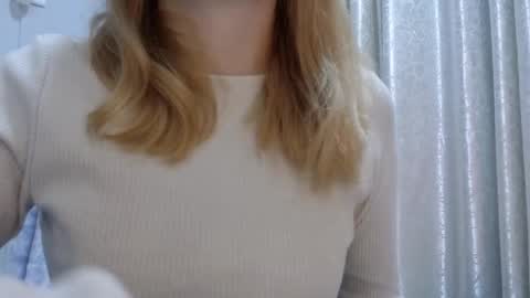 Snapshot of thin33 chatting on April 4, 2026, 2:10 am sara online show from April 4, 2026, 2:10 am