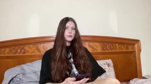 Snapshot of thingstheydidformeoutoflove chatting on November 16, 2025, 1:39 pm alex online show from November 16, 2025, 1:39 pm