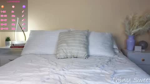 TIFFANY  online show from September 28, 2025, 11:26 am