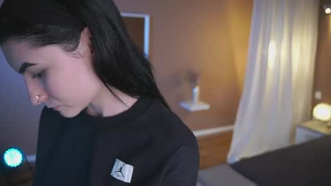 Lilly online show from April 30, 2026, 2:34 pm
