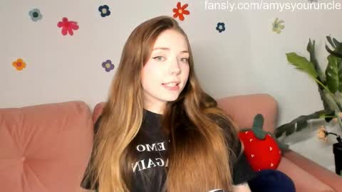 Amelia  shows on mondays fridays and sundays  if anything changes im giving updates on my fansly  online show from April 10, 2026, 4:55 pm