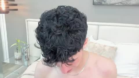 Thom online show from April 23, 2026, 11:53 am